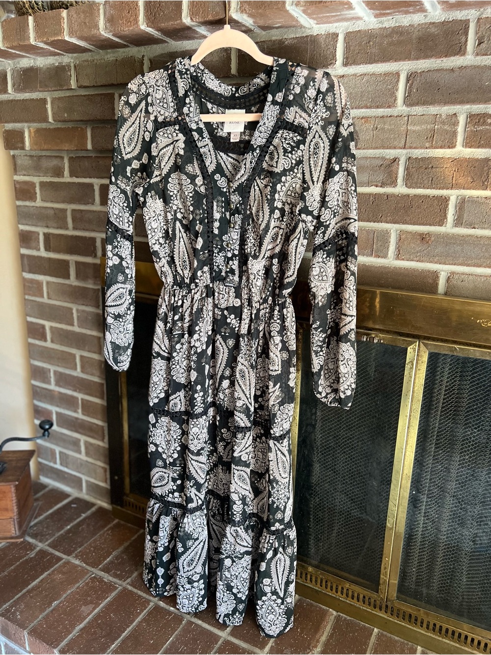 Knox Rose Paisley Long Sleeve Midi Dress